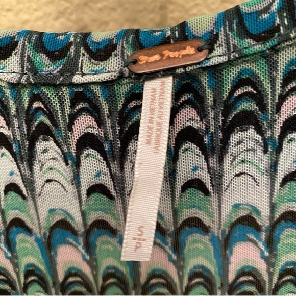 FREE PEOPLE Women Green Patterned Mesh Lucky Shirtee Button Top Size Small - Picture 5 of 8